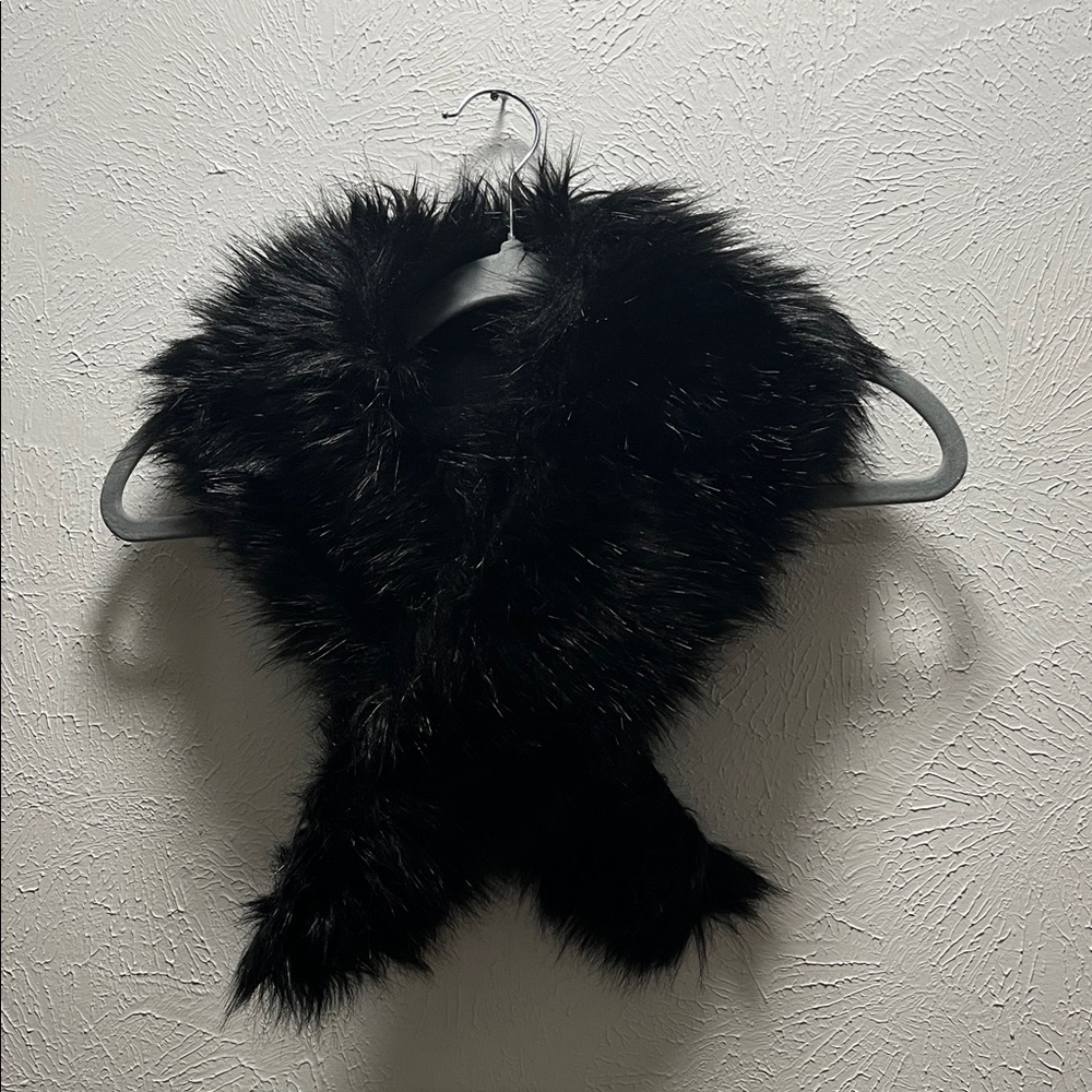 Luxurious Black Faux Fur Scarf